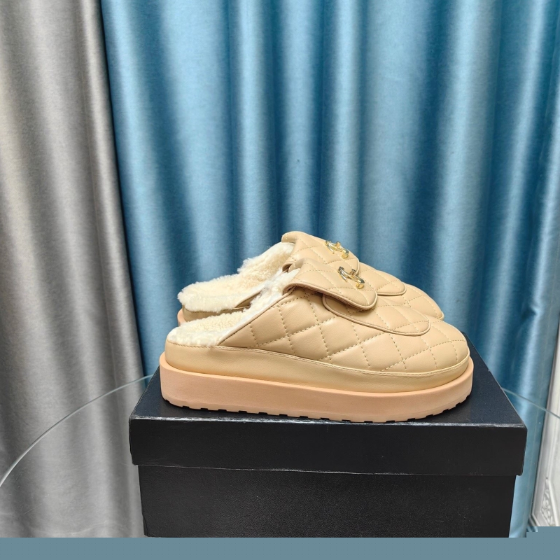 Ch*el slippers